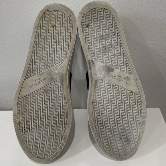 Givenchy Paris - Picture 4 of 7